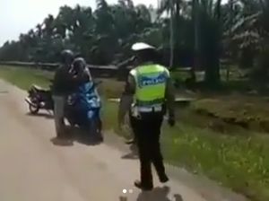 Polisi yang Bantu Pemotor Boncengkan Jenazah akan Diberi Penghargaan