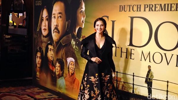 Gaya Seksi Maudy Jaenab Koesnaedi dan Para Bintang Si Doel