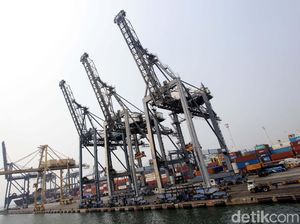 Proyeksi Ekonomi RI Tahun Ini Turun, Pengamat: Lebih Realistis Proyeksi Ekonomi RI Tahun Ini Turun, Pengamat: Lebih Realistis