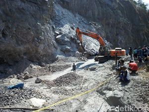 Tambang Batu di Ngawi Longsor, Satu Orang Tewas Tertimbun
