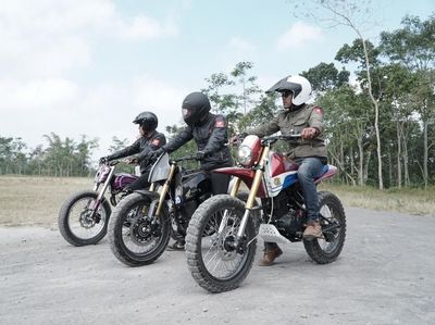 Motor Modifikasi Honda CRF150L Jelajahi Yogyakarta