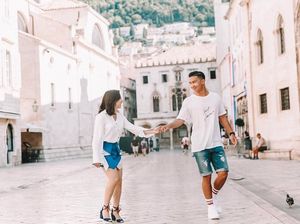 Foto: Intip Liburannya Nikita Willy & Kekasih Keliling Eropa