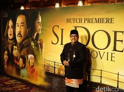 Biasa Naik Oplet Si Doel kini Diantar Limousine