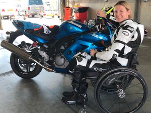 Pebalap Disabilitas Ini Dilarang Ngebut di Isle of Man