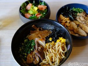 Kabuto Mazesoba: Oishi! Donburi dan Mazesoba Enak