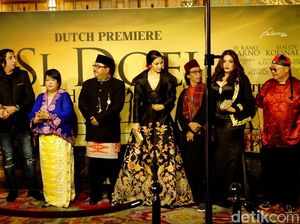 Penonton Dibuat Haru dan Menangis di Premier Si Doel The Movie Penonton Dibuat Haru dan Menangis di Premier Si Doel The Movie