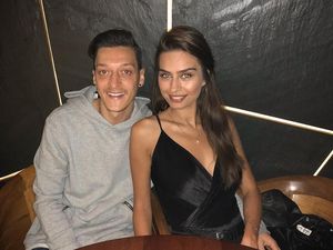 Amine Gulse, Pendukung Nomor Satu Mesut Oezil