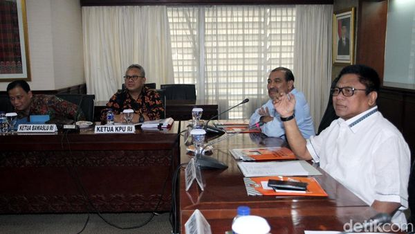 KPU dan Bawaslu Temui DPD RI Bahas Keputusan Mahkamah Konstitusi