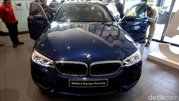 Mengintip All-new BMW Seri 5 Touring yang Elegan