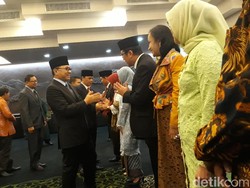 Ketua MPR Lantik 5 Anggota Pengganti Antar Waktu