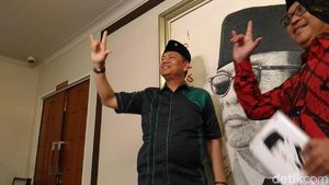 Salam Metal Kapitra Ampera yang Minta Dipanggil Cebong