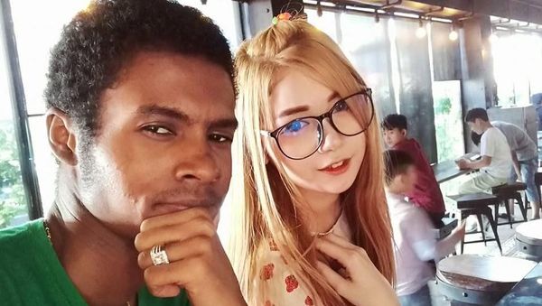 10 Pasangan Bukti Cinta Tak Lihat Fisik dan Warna Kulit, Ada dari Indonesia