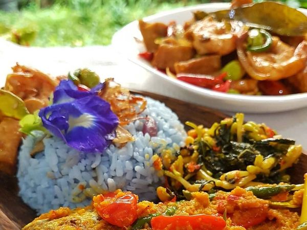 Kalau Ayam Mahal, Ikan Pesmol Berbumbu Gurih Pedas Enak Buat Makan Siang