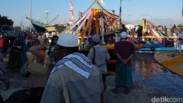 5 Tradisi Selama Musim Haji di Indonesia, Apa yang Ada di Daerahmu?