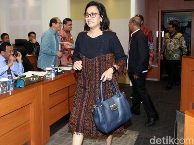 Sri Mulyani Lapor Kinerja APBN Semester I-2018