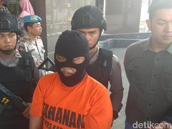 Tipu Pencari Kerja, Tukang Ojek di Karawang Raup Duit Puluhan Juta