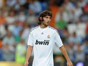 Eks Pemain Real Madrid Perangi Corona dengan Kecerdasan Buatan