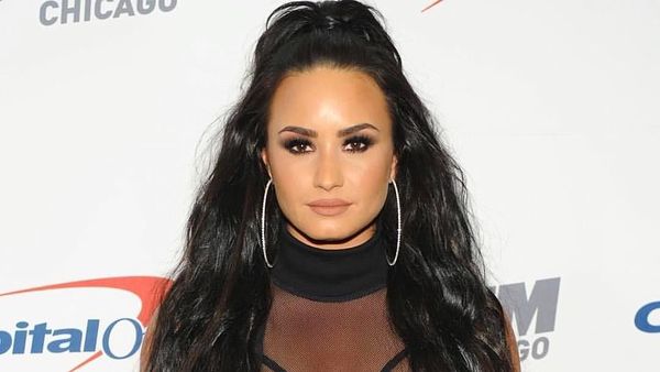 Lihat Lagi Gaya Seksi Demi Lovato Sebelum Dirawat Karena Overdosis