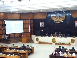 Separuh Anggota Dewan Tak Hadir Dalam Pengenalan Ridwan Kamil-Uu