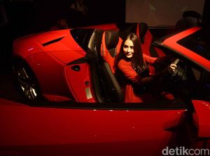 Pajak Mobil Mewah Naik Nggak Ngaruh Kok ke Penjualan Mobil