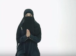 PNS Boleh Pakai Cadar, Tapi...