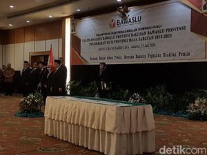 Lantik 81 Anggota Provinsi, Bawaslu Ingatkan Tantangan Pemilu