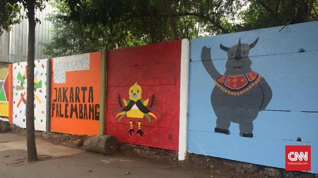 Mural bertema Asian Games 2018 di depan kantor Kelurahan Paseban, Jakpus, Rabu (24/7).