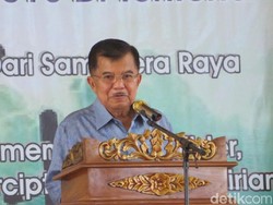 Gubernur Maluku Undang JK ke Pesta Paduan Suara Gereja Katolik