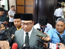 Pelecehan oleh Badut di Bandung, Ini Reaksi Ridwan Kamil