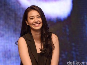 Manglingi di Pemotretan Majalah, Velove Vexia Disebut Mirip Yoona SNSD