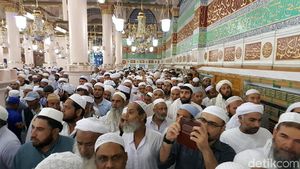 Suasana di Raudhah Masjid Nabawi