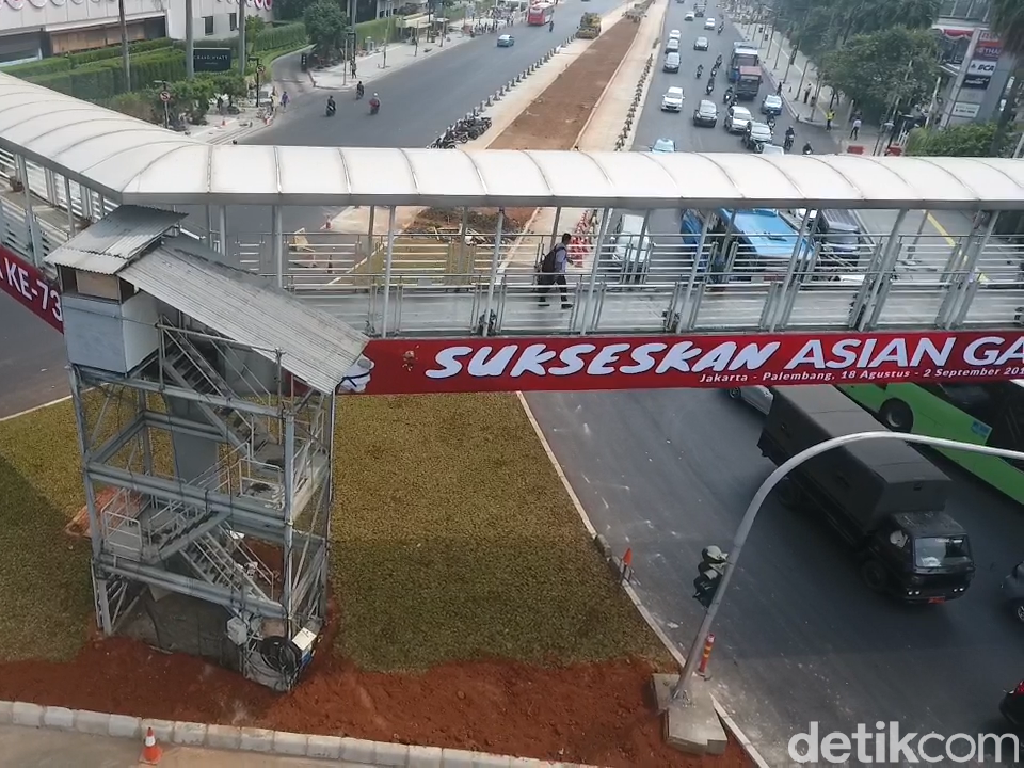 JPO Bundaran HI Dirobohkan Malam Ini, Catat Rekayasa Lalinnya JPO Bundaran HI Dirobohkan Malam Ini, Catat Rekayasa Lalinnya