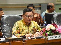 Asman Abnur akan Di-reshuffle, Golkar: Konsekuensi Beda Koalisi