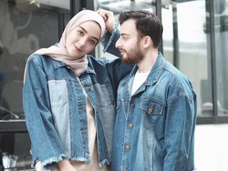 Tips Pakai Baju Couple Kekinian Ala Selebgram Hamidah Rachmayanti