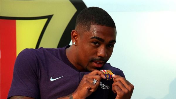 Utak-atik Formasi Barcelona dengan Adanya Malcom