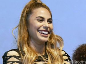 Ups! Valerie Thomas Ngaku Pernah Nonton Film Porno