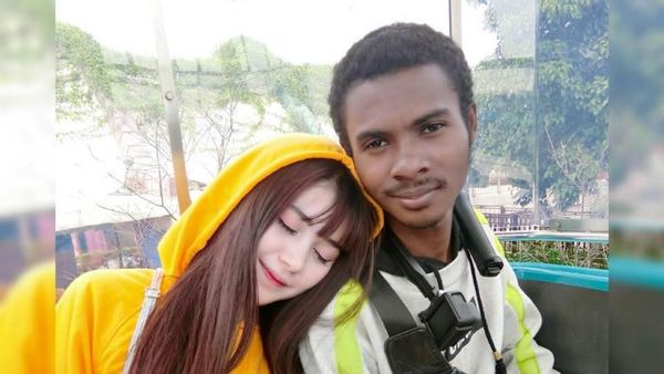 Baper! Mesranya Wanita Cantik dengan Suami Ini Bukti Cinta Tak Lihat Fisik