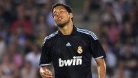 11. Ezequiel Garay - 54 laga (31 bersama Messi, 23 bersama Ronaldo). (Foto: A. ARRIZURIETA / AFP)