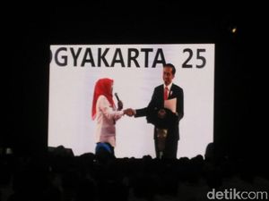 Dukungan Para Kades untuk Jokowi: dari STMJ hingga Lanjutkan