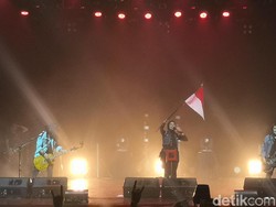 Kotak Bawa Penontonnya ke Rumah