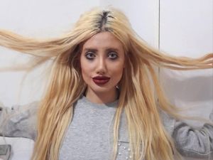 Angelina Jolie KW asal Iran Ditahan karena Penistaan Agama Angelina Jolie KW asal Iran Ditahan karena Penistaan Agama