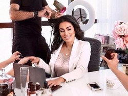 Wajah Cantik di Balik Bisnis Kosmetik Triliunan Rupiah