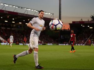 Napoli Ingin Pinjam Darmian