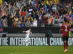 Andrea Favili tampil sebagai pembeda. Striker berusia 21 tahun itu menentukan kemenangan Juventus usai mencetak dua gol ke gawang Die Roten. (Foto: James Lang-USA TODAY Sports)