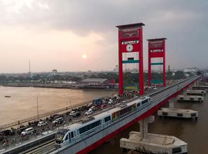 2 Tahun Beroperasi, LRT Palembang Telah Angkut Jutaan Penumpang 2 Tahun Beroperasi, LRT Palembang Telah Angkut Jutaan Penumpang