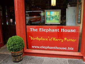 Harry Potter Aslinya Lahir di Tempat Ini Harry Potter Aslinya Lahir di Tempat Ini