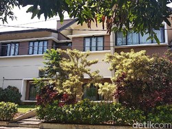 Inneke Sewa Rumah Mewah Dekat Lapas Sukamiskin via EO