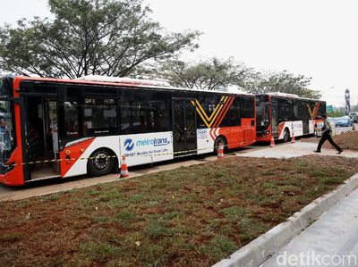 Halte di Sudirman Dibuatkan Jalur Penghubung