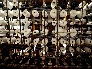 Perjalanan Pabrik Tenun Tradisional, Bertahan di Tengah Gempuran Zaman