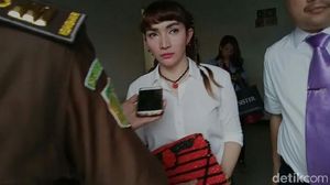 Serba-serbi Roro Fitria, Masih Sakau dan Manipulasi Tes Urine
